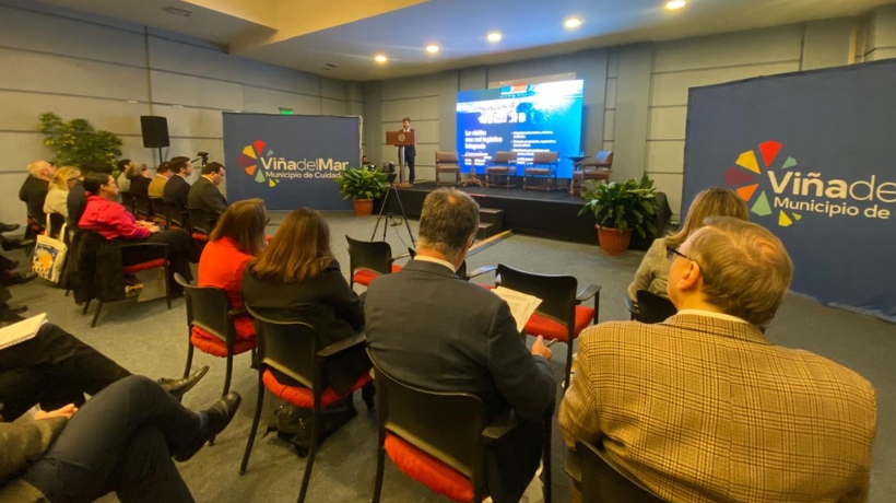 COLSA presente en el Conversatorio de Puertos & Logística y destaca - 03